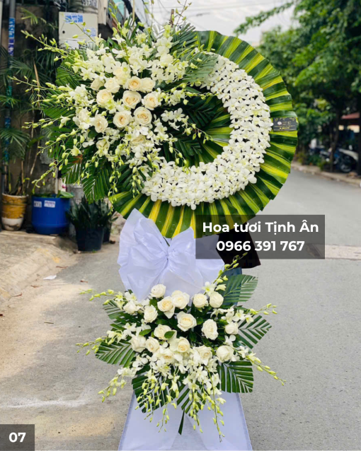 Vòng Hoa Viếng TA45