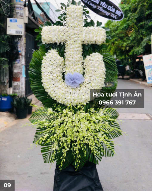Vòng Hoa Viếng TA62