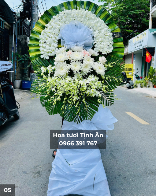 Vòng Hoa Viếng TA19