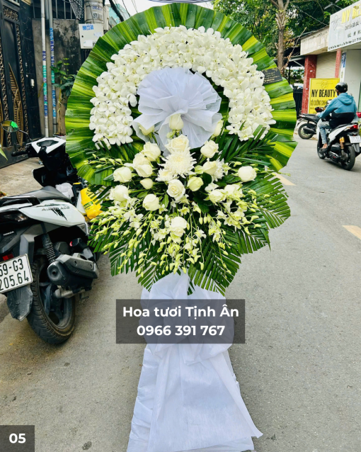 Vòng Hoa Viếng TA14
