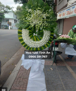 Vòng Hoa Viếng TA08