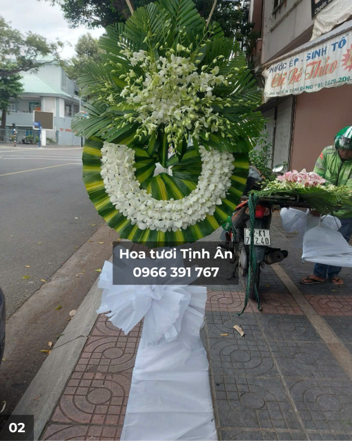 Vòng Hoa Viếng TA08