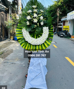 Vòng Hoa Viếng TA05