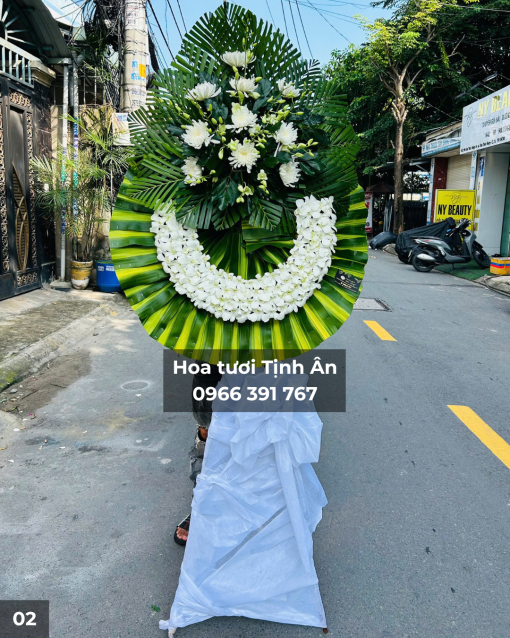 Vòng Hoa Viếng TA05